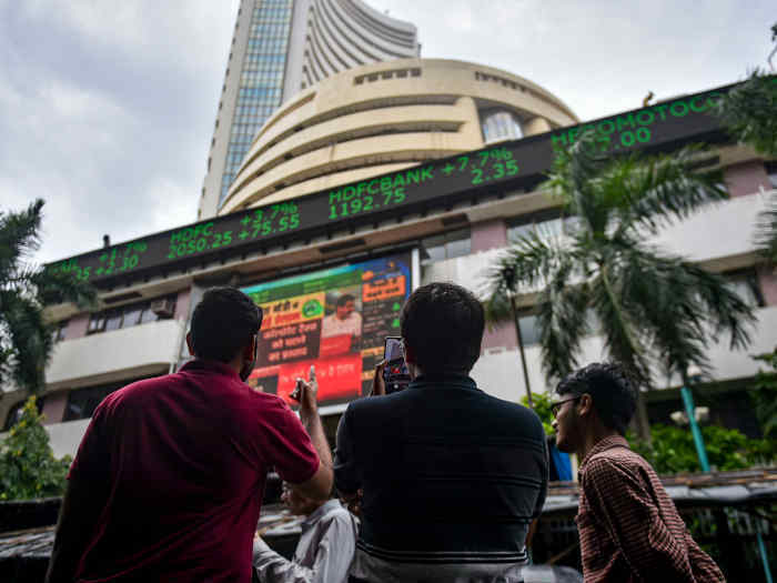 Investors Become Richer By Rs 4.28 Lakh Cr; Market Cap Of BSE-Listed Firms Hits New Peak
