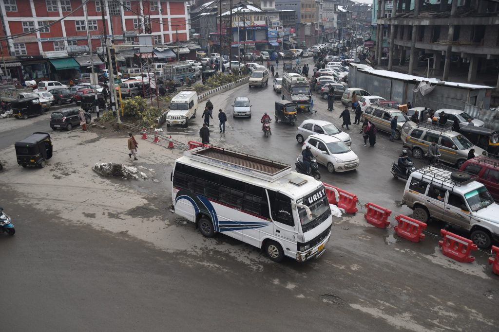 Kashmir Transporters' Confederation Calls Off Strike