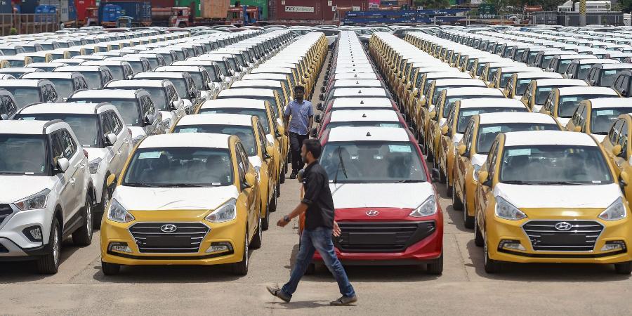 Auto Retail Sales Soar To Record High In Nov Aided By Highest Passenger Vehicle, Two-Wheeler Offtakes