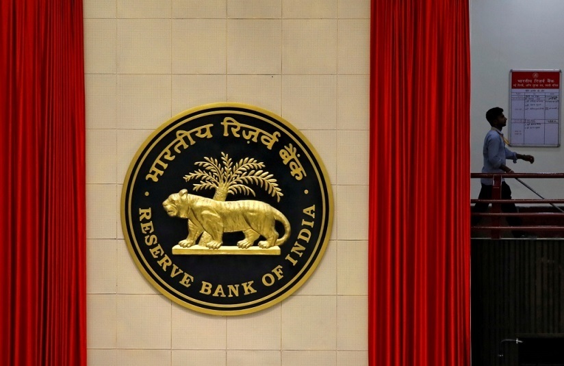 RBI Instructs Bank To Provide Borrowers Option To Switch To Fixed Interest Rates