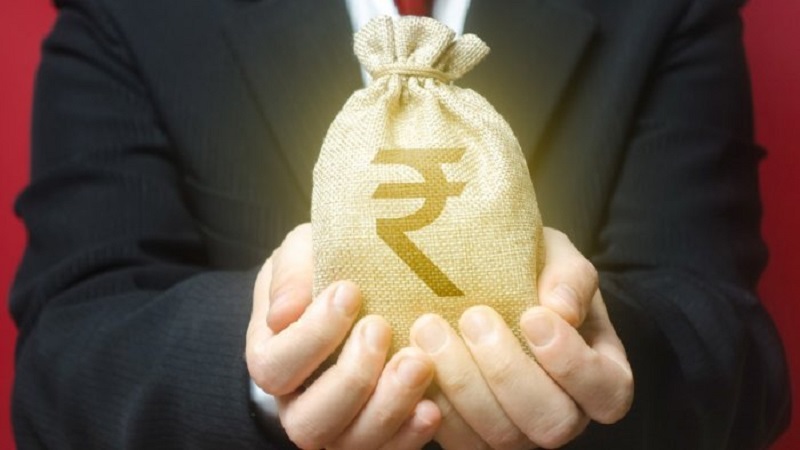 Govt Hikes Interest Rate To 6.7% On Five-Year Recurring Deposit, Retains Rate On Other Small Savings Schemes 