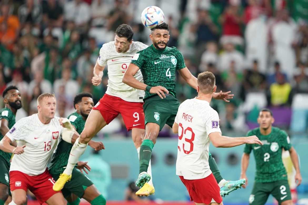 Poland's Robert Lewandowski's emotional reaction to 1st World Cup goal