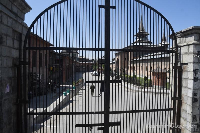 Friday Prayers Not Allowed At Srinagar's Jamia Masjid
