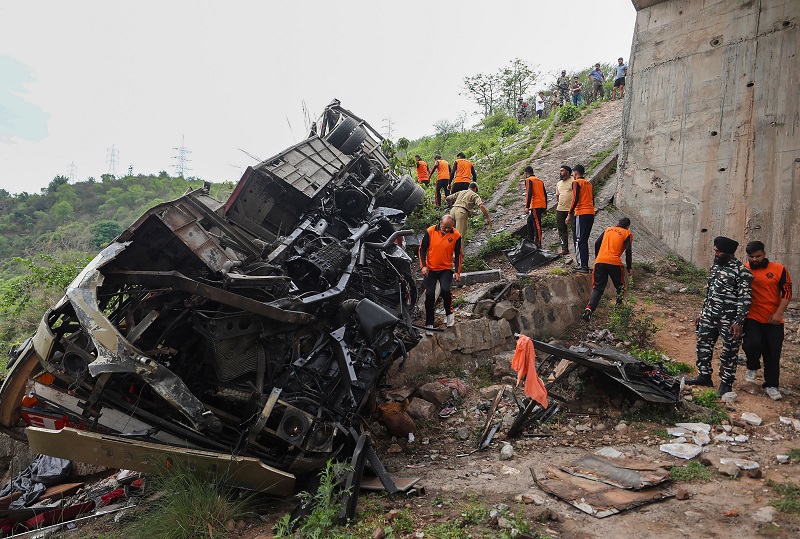 10 Killed, 55 Injured As Bus Falls Off Bridge In Jammu
