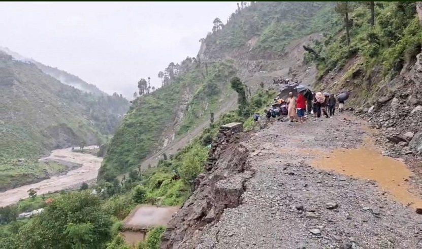 8 Killed As Heavy Rains Trigger Landslides in Kathua