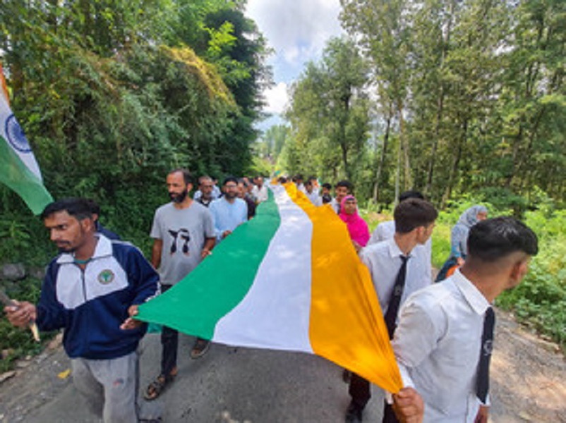 400-Feet Tiranga At Anantnag Rally 