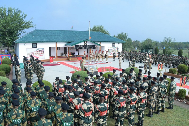 BSF Troops Celebrate Independence Day At LoC In Kashmir