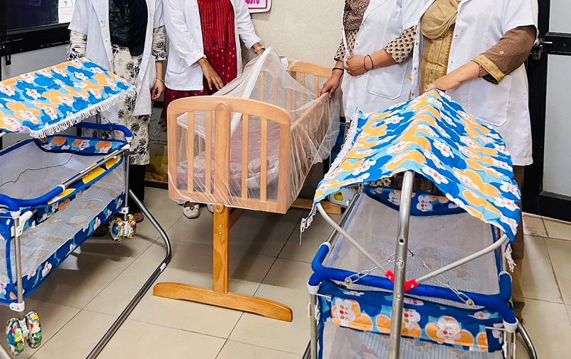 J&K Govt To Set Up Cradle Centres To Prevent Dumping Of Newborns