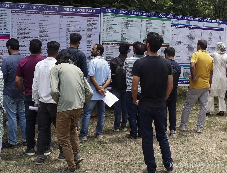 J&K's Unemployment Rate Dips To 4% From 5.2% In 2021-22