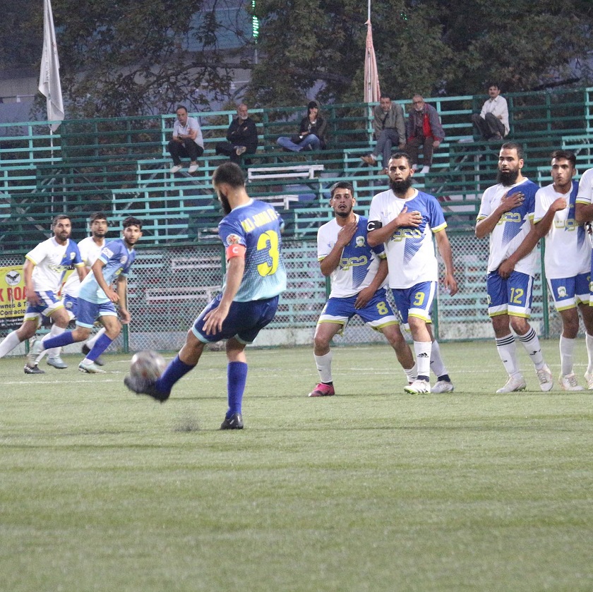 Iqbal Sports, Galaxy Draw 2-2 In Srinagar Premier League