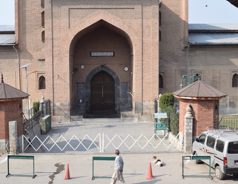 Friday Prayers Not Allowed At Srinagar's Jamia Masjid Third Consecutive Friday