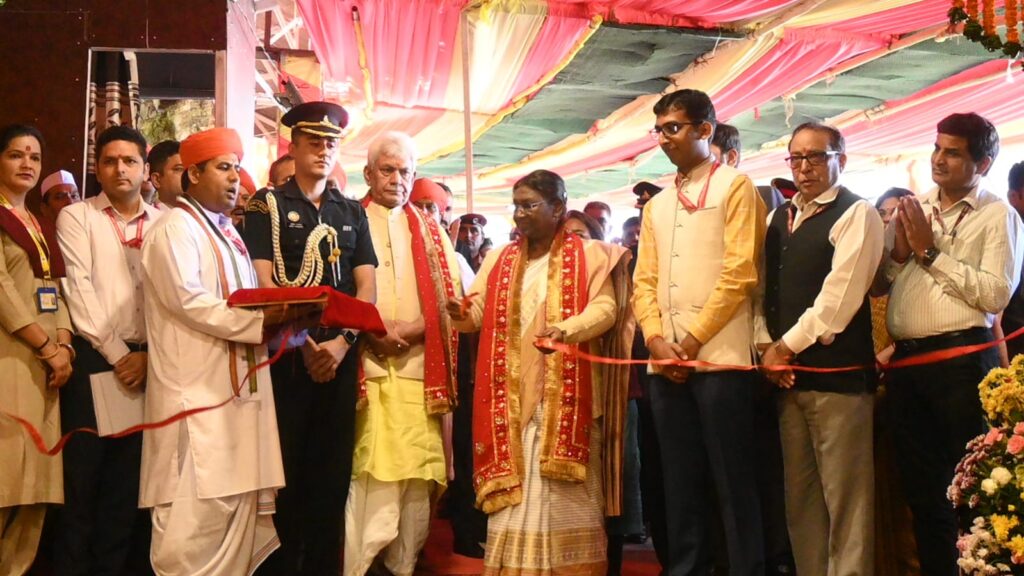 President Unveils Skywalk, Bhawan At Vaishno Devi