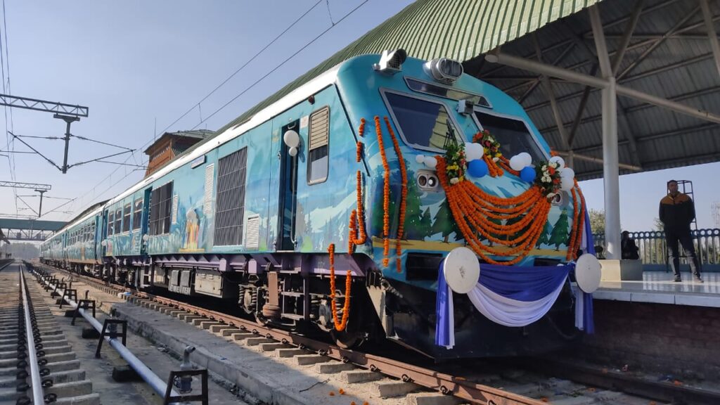 LG Flags Off Kashmir’s First Vistadome Coach