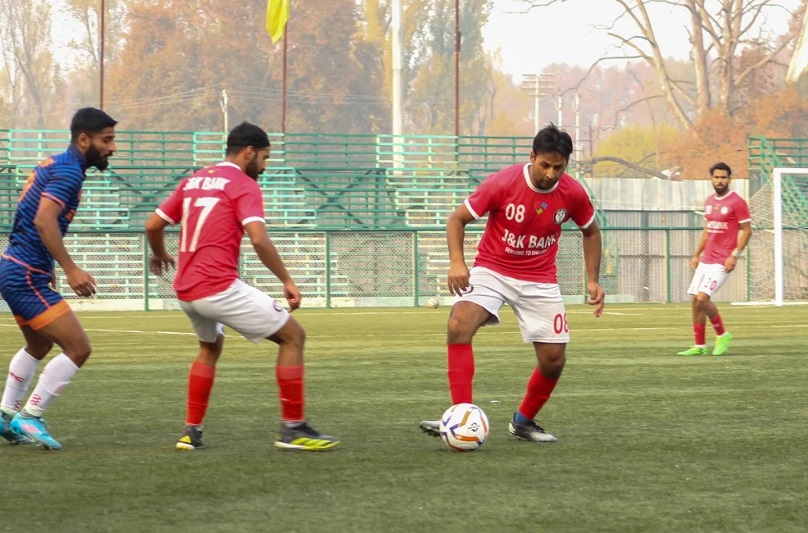 J&K Bank Beats FC1 4-0 In Srinagar Premier League