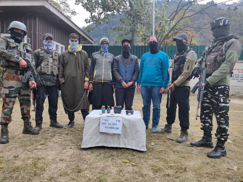 4 Lashkar Associates Held In Baramulla