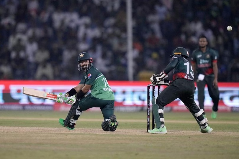 Pakistan Knock Out Bangladesh With Seven-Wicket Win