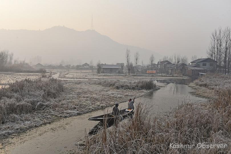 Severe Cold Conditions Continue In Kashmir, Minus 3.3°C In Srinagar