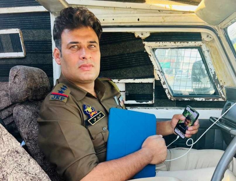 Srinagar Police Officer Loses Battle For Life After 39 Days