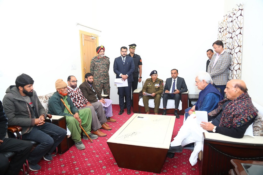 Defence Minister Assures Justice To Families Of 3 Slain Civilians of Poonch