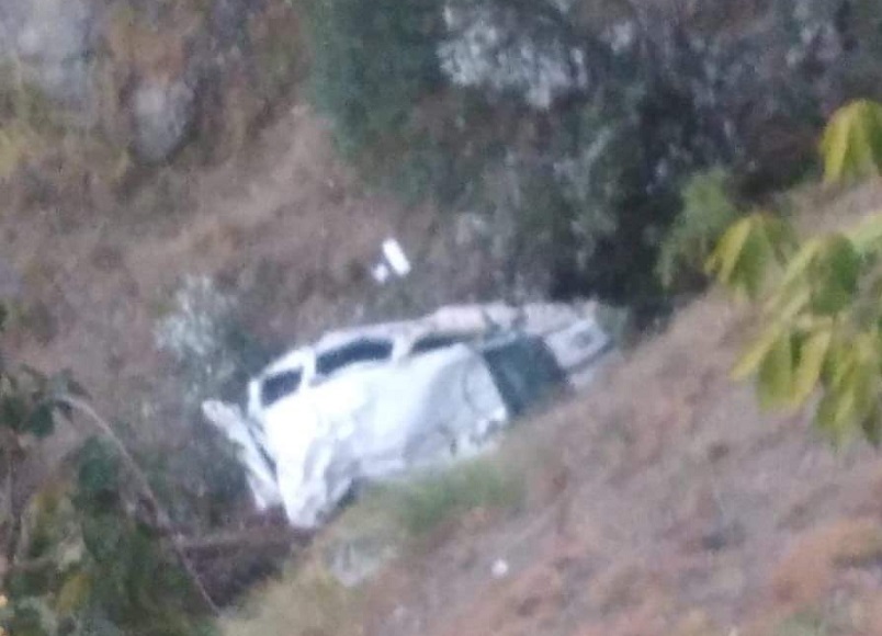 Two Dead, 12 Injured As Minibus Plunges Into Gorge In J&K's Reasi