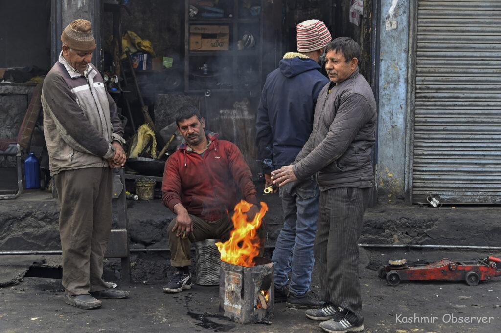 No Respite From Intense Cold Wave In Kashmir