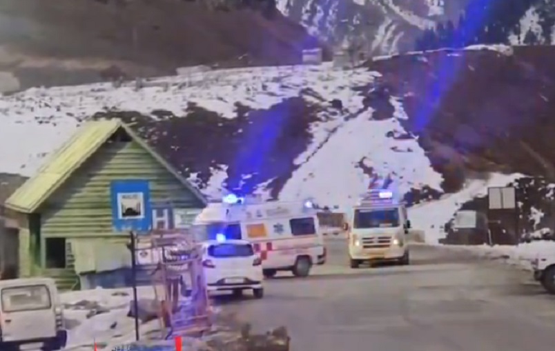 Another Cab Rolls Down Zojila Pass, 5 Dead