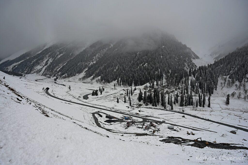 Snow Relief In Kashmir: Forecast For Heavy Snowfall On Jan 30-31