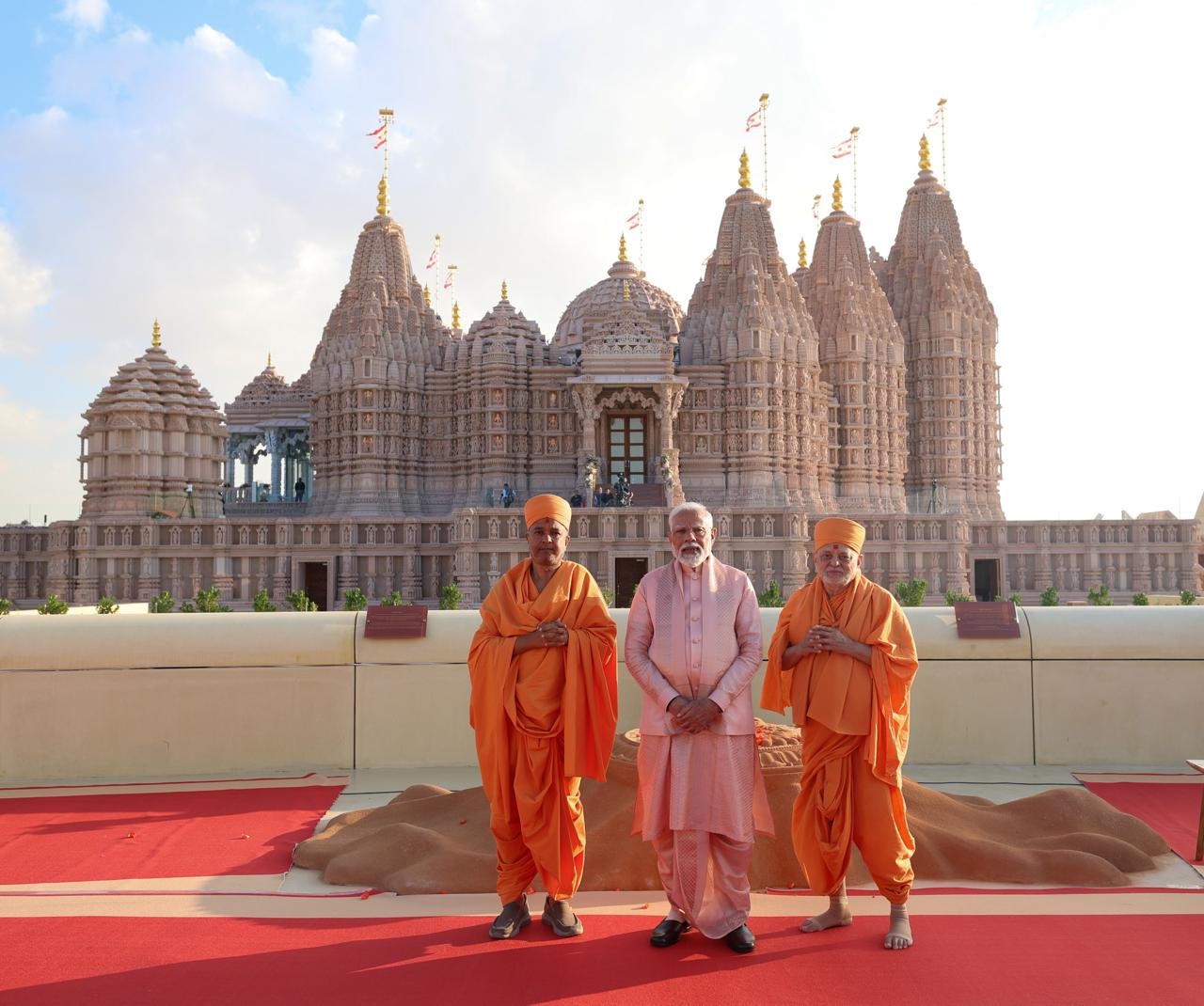 Modi In Uae Inaugurates First Hindu Stone Temple Kashmir Observer