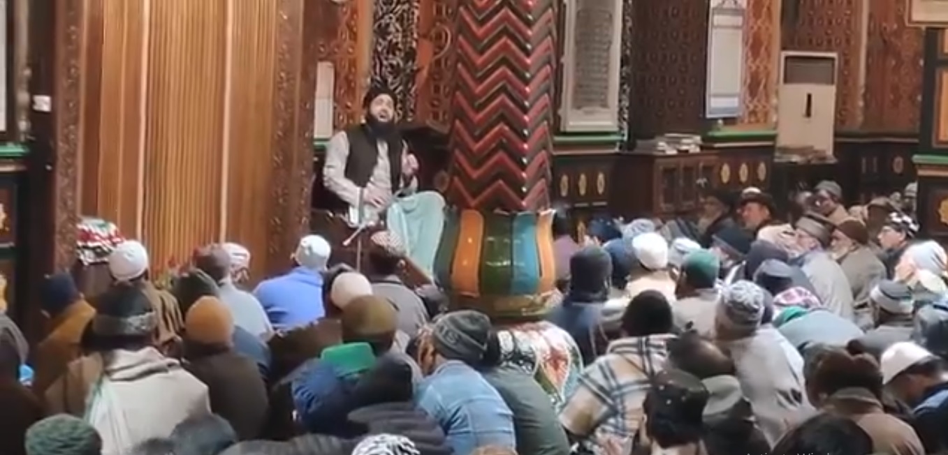 Shab-e-Barat Observed In Kashmir, Prayers Not Allowed At Jamia Masjid