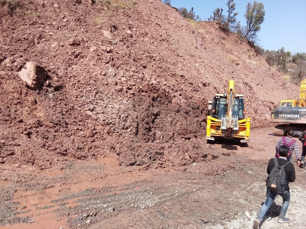 Landslides Blocks Srinagar-Jammu National Highway   