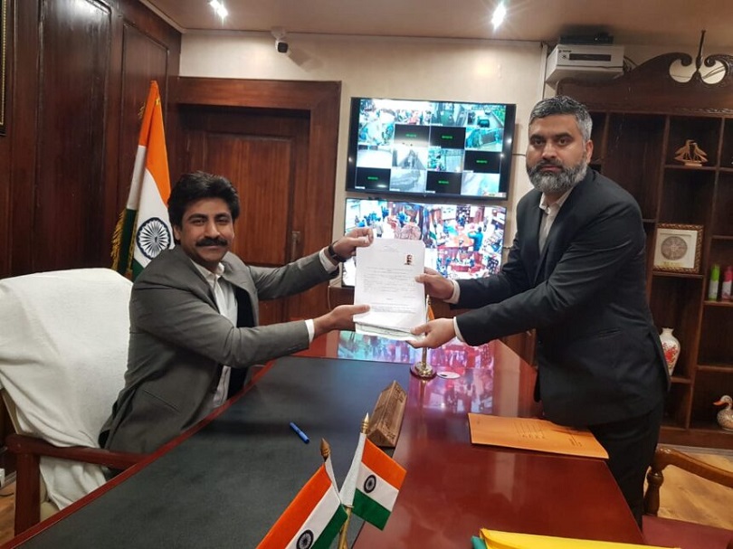 DPAP Leader Parray Files Nomination From Anantnag-Rajouri LS Seat