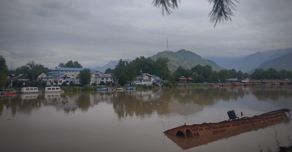 Threat Of Flood In Kashmir Subsides As Water Levels Recede