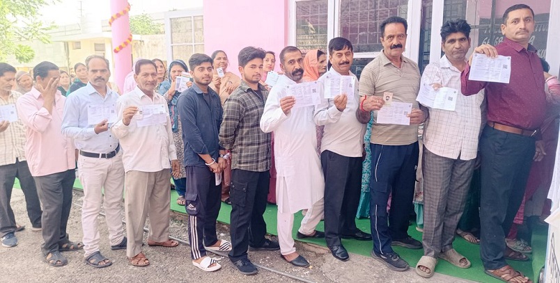Over 10% Polling In Jammu LS Seat In First 2 Hours