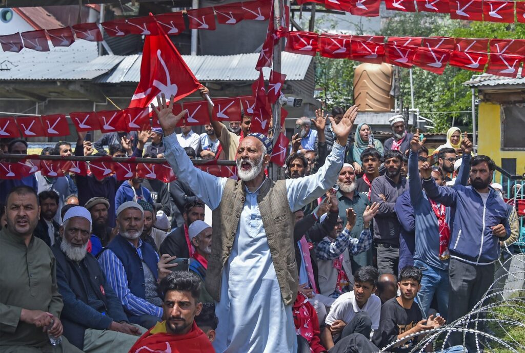 Campaigning Ends In Srinagar, Section 144 Imposed