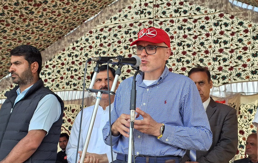 Hope Leaders Of India And Pak Create Atmosphere For Dialogue, Resolve Issues: Omar
