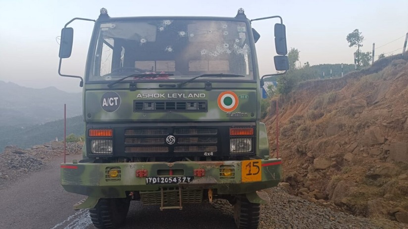 Two Security Vehicles Attacked In J&K's Poonch, 5 Soldiers Injured
