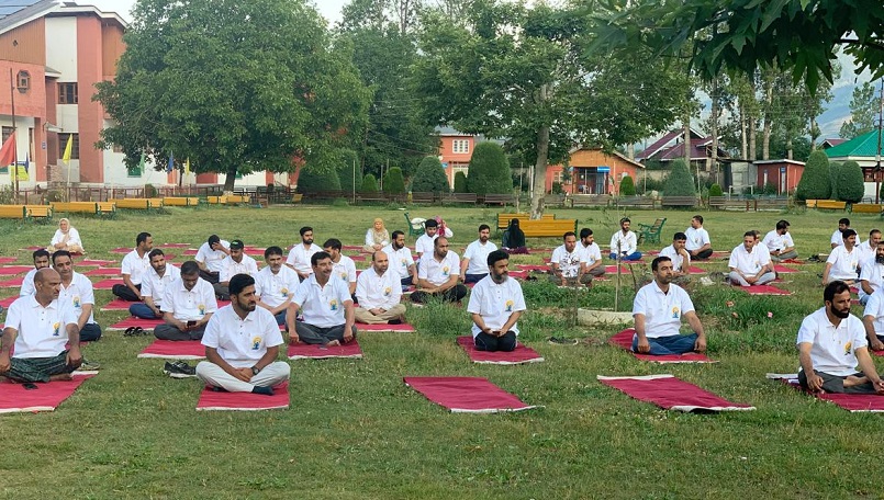 Yoga Events Held In Kashmir Ahead Of Main Function Led By PM Modi