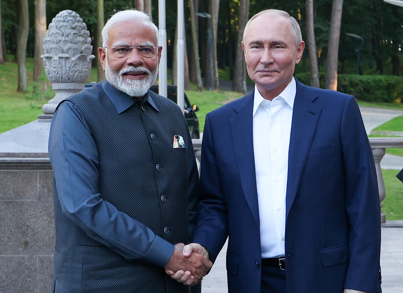 Russian President Putin Praises PM Modi During 'Private Engagement' At His Official Residence