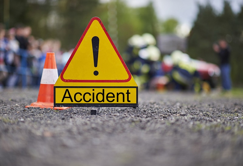 Man Dead, Another Injured As Car Collides With Tanker In Sonamarg