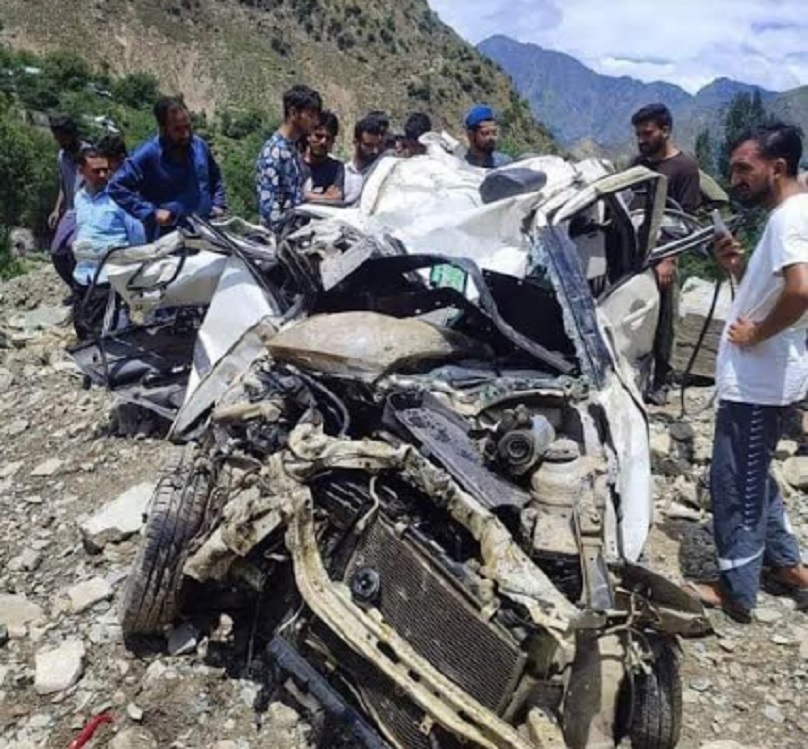 Three Anantnag Residents Killed In Road Accident North Kashmir's Kupwara