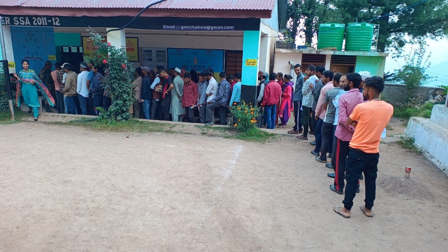 Voters In Large Numbers Throng Polling Booths In Chenab Valley