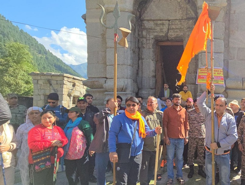 Harmukh-Gangbal Yatra Begins In Ganderbal 