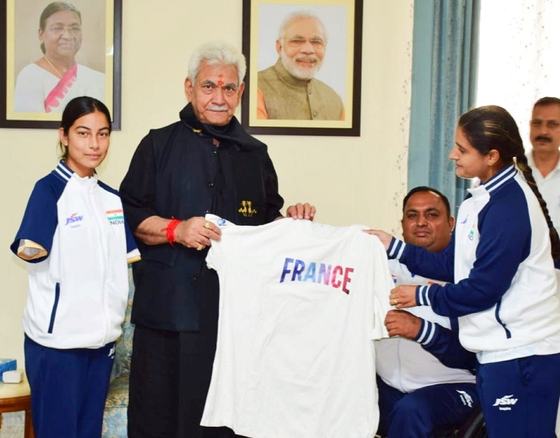 LG Felicitates Paris Paralympics Bronze Medallists From J&K