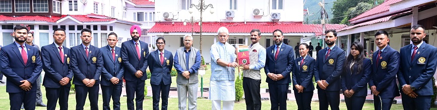 LG Attends Flag-In Ceremony Of JIM&WS Mountain Expedition