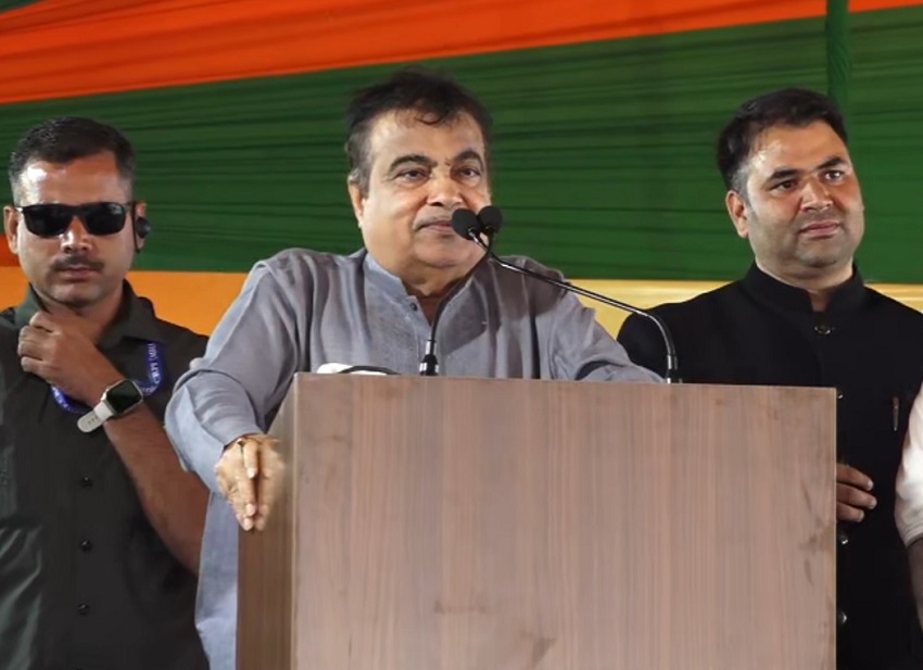 Kashmir More Beautiful Than Switzerland But People Are Poor: Gadkari