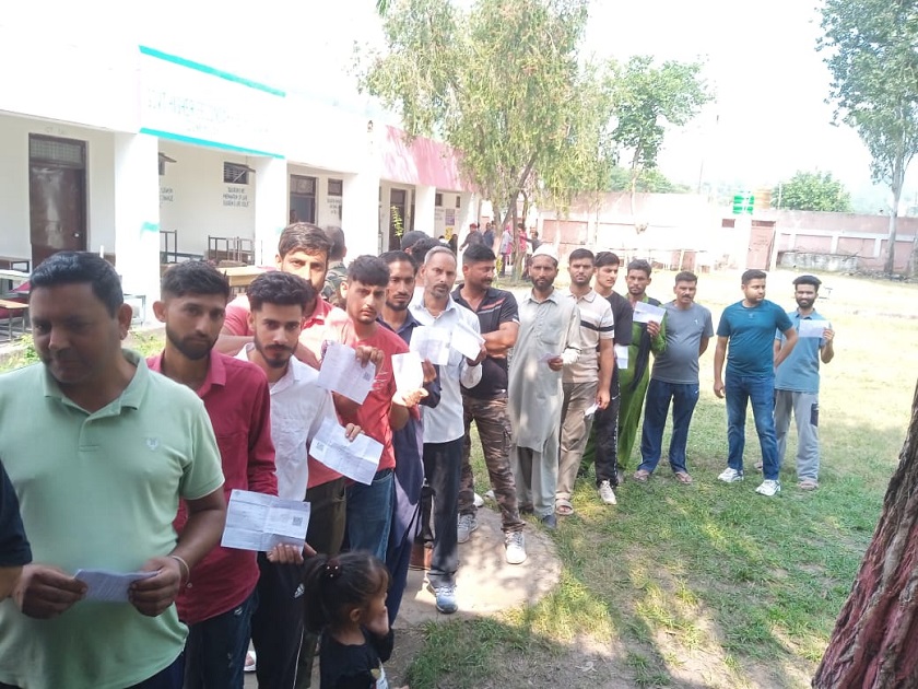 J&K Polls: Enthusiastic First-Timers In Pir Panjal Region Vote For Better Education, Jobs