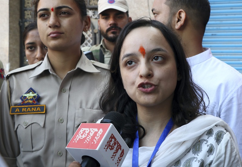 J&K Polls: BJP Candidate Shagun Parihar Casts Vote, Says Party Will Achieve Resounding Victory