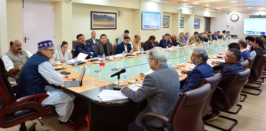 CM Omar Urges Cabinet Colleagues To Actively Monitor Different Departments