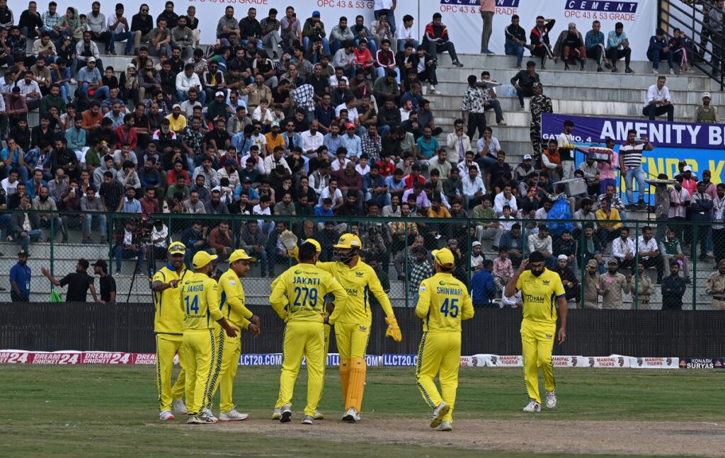 Fans Throng Bakshi Stadium As International Cricket Returns To Kashmir