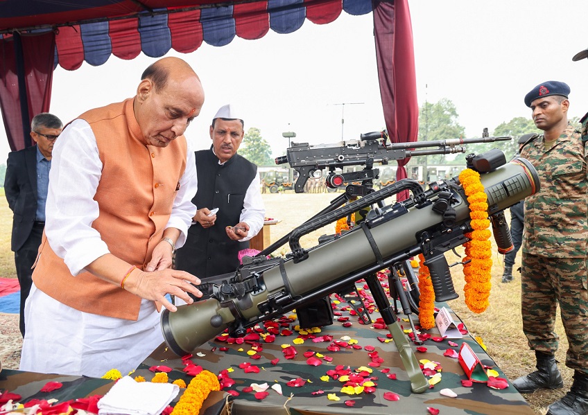 Rajnath Performs 'Shastra Puja' At Army's 33 Corps HQ On Dussehra